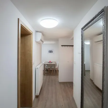 1861 Blejka Apartment Bled