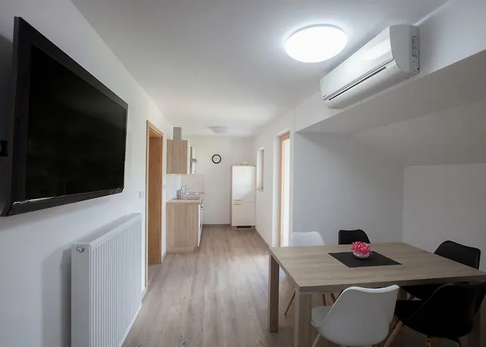 1861 Blejka * 布莱德